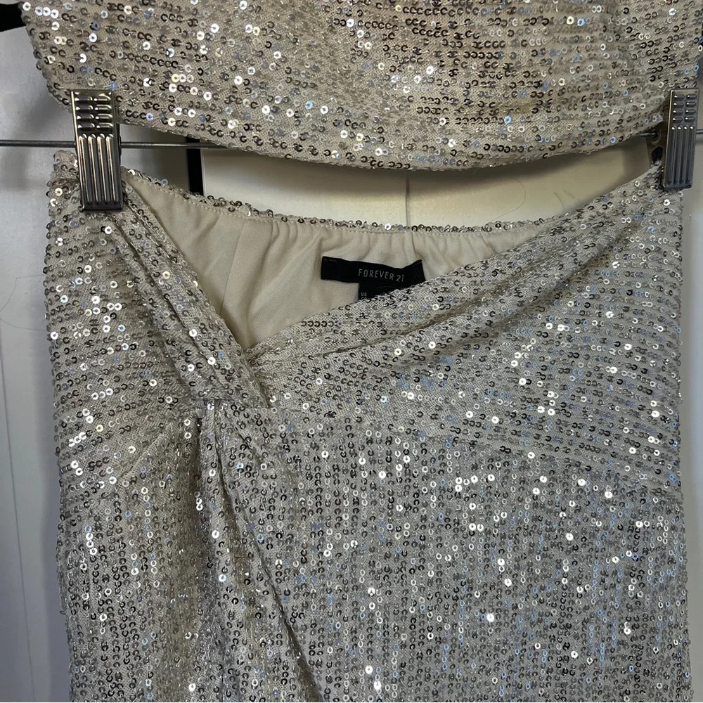Forever 21 Sequin Midi Skirt Set, Sz S - Picture 3 of 11